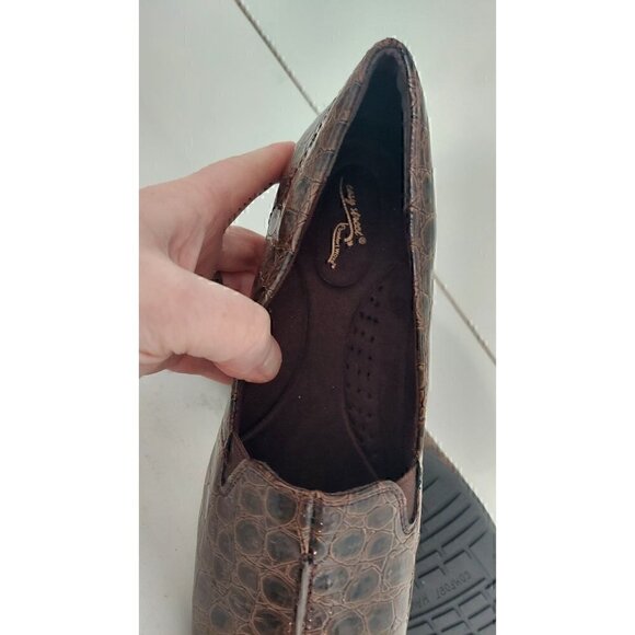 Easy Spirit Purpose Croc Embossed Brown Loafers/NWOB, 12M - Picture 8 of 8